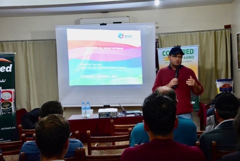 Cotrifred inicia ciclo de palestras sobre bovinos