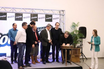 Cotrifred lança marca e portfólio de produtos lácteos