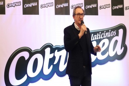 Cotrifred lança marca e portfólio de produtos lácteos