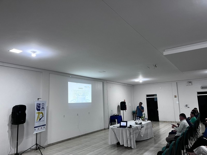 Cotrifred marca presença em evento sobre o futuro da bovinocultura de leite em Frederico Westphalen