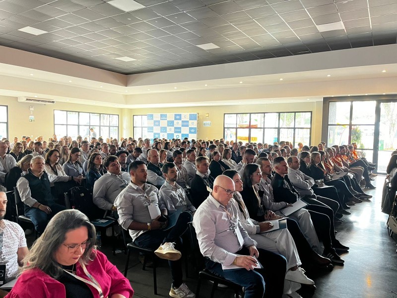 Cotrifred marca presença na 6ª edição do Congresso RS em Santa Rosa