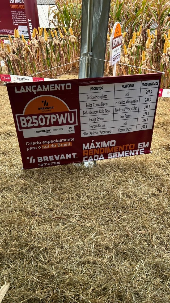 Cotrifred participa da Brevant Tech, dia de campo com foco em tecnologia e híbridos em Seberi