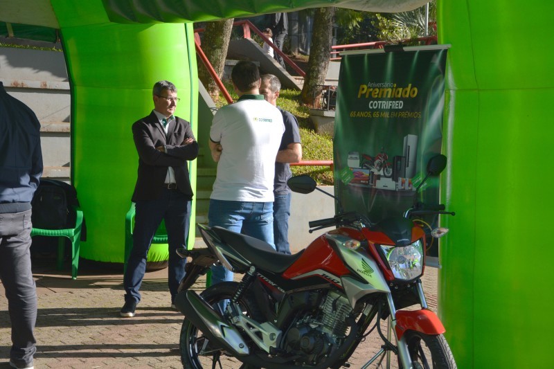 Cotrifred participa da Feira Regional do Coopertivismo