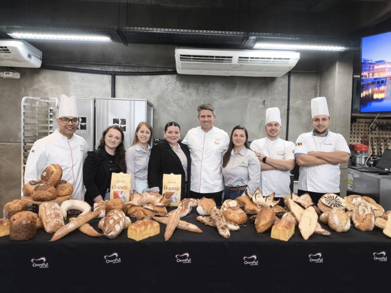 Cotrifred participa de Curso Técnico sobre confeitaria e panificação