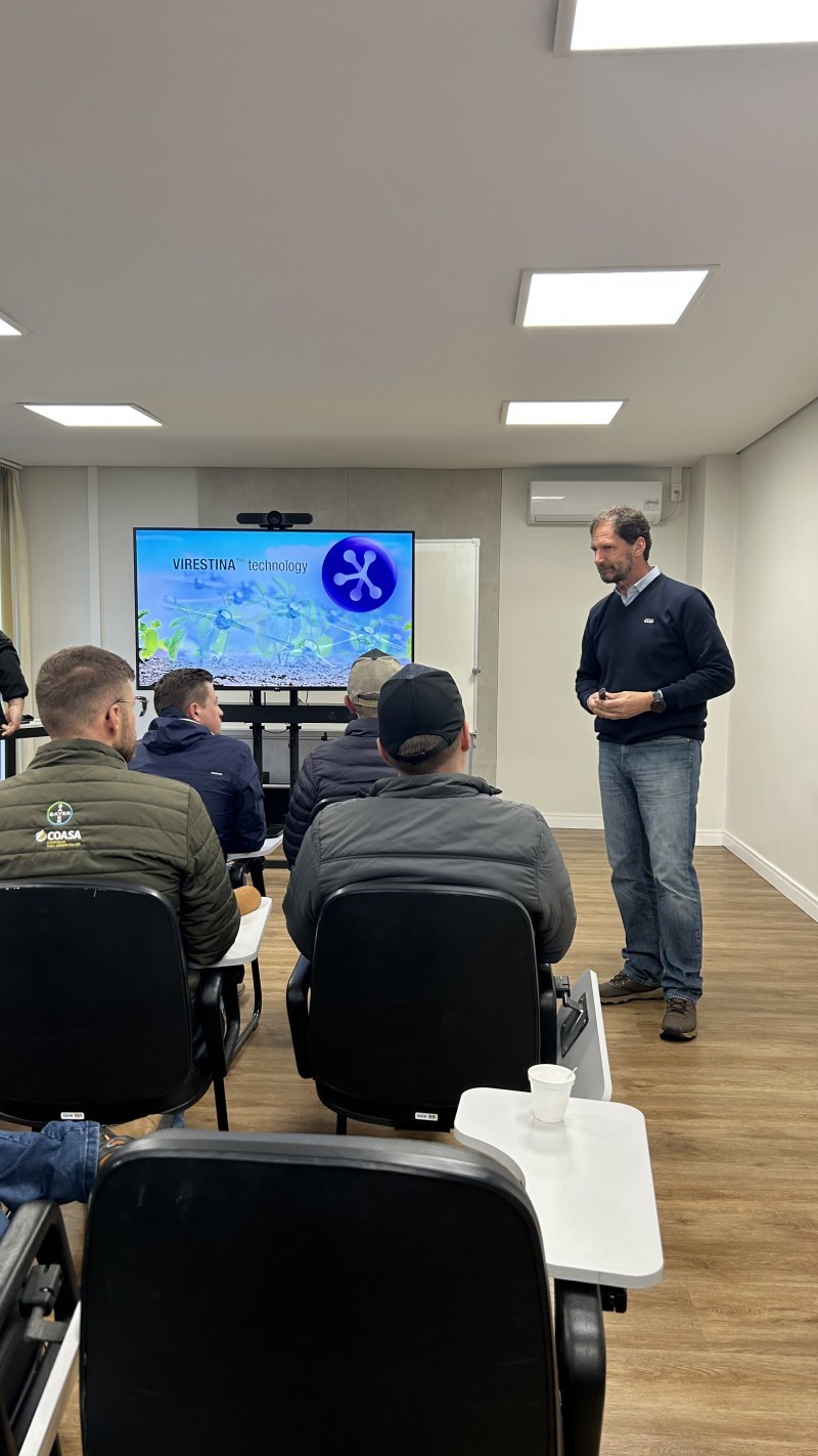 Cotrifred participa de encontro sobre nova tecnologia herbicida da Syngenta