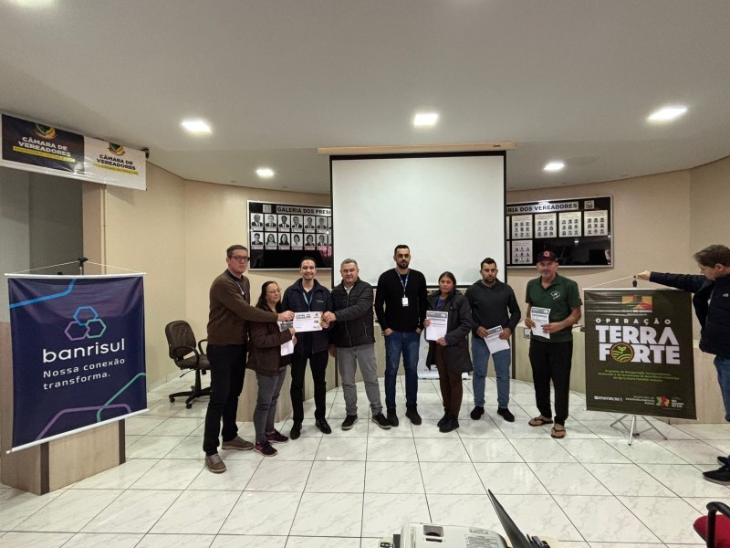 Cotrifred participa de encontro sobre programa do Governo que beneficia produtores rurais em Pinheirinho do Vale