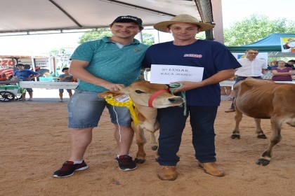 Cotrifred participa de IV Feira da Terneira e V Mostra da Agricultura Familiar em Iraí