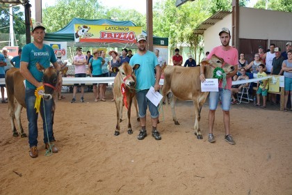 Cotrifred participa de IV Feira da Terneira e V Mostra da Agricultura Familiar em Iraí