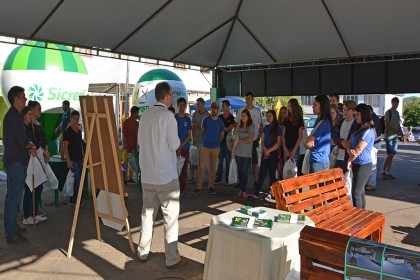 Cotrifred participa de IV Feira da Terneira e V Mostra da Agricultura Familiar em Iraí