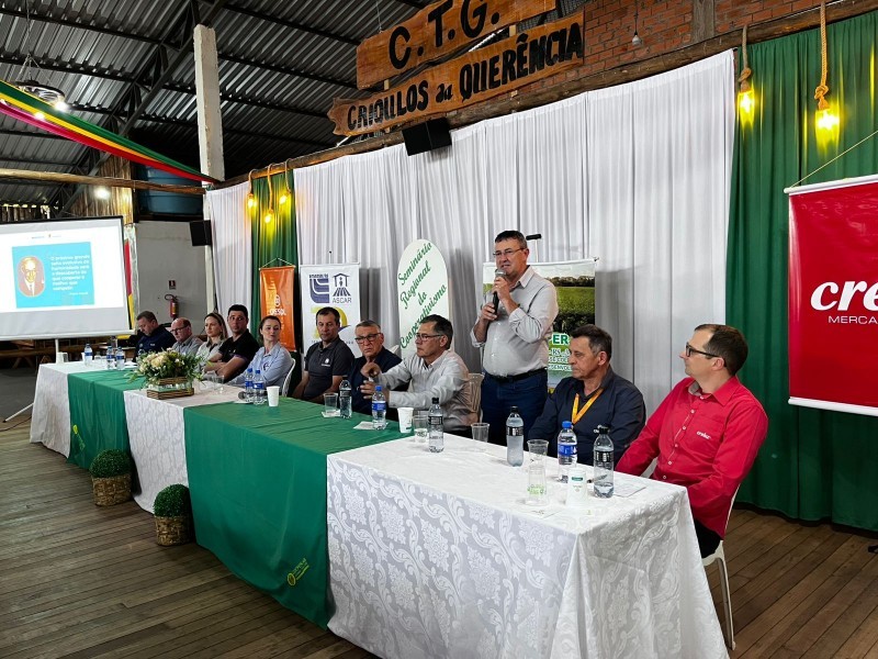 Cotrifred participa de Seminário Regional do Cooperativismo
