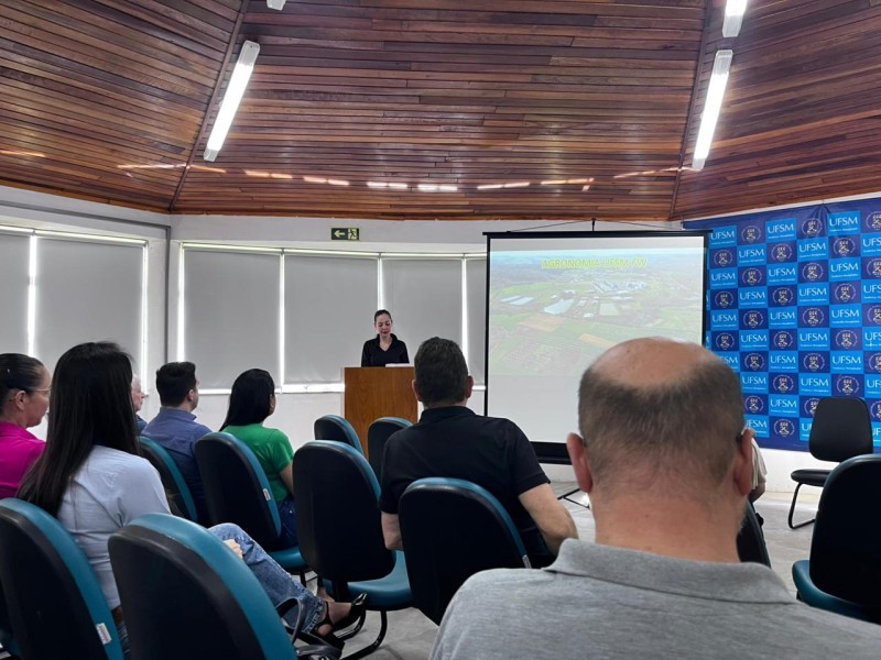 Cotrifred participa do 1º Encontro Café com Extensão em Foco