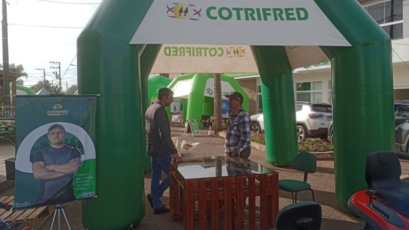 Cotrifred participa do Feirão de Negócios da Sicredi em Pinheirinho do Vale