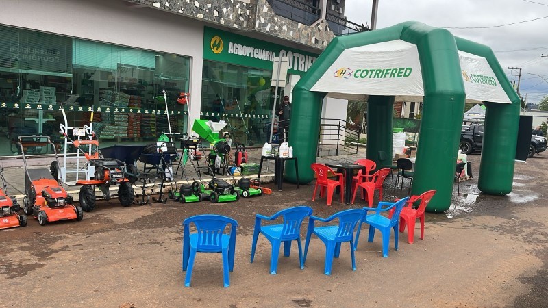 Cotrifred participa do Feirão de Negócios Sicredi em Pinheirinho do Vale
