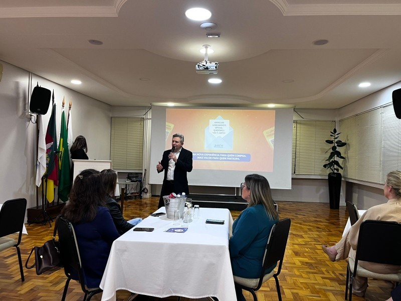 Cotrifred participa do jantar de pré-lançamento da campanha Show de Prêmios
