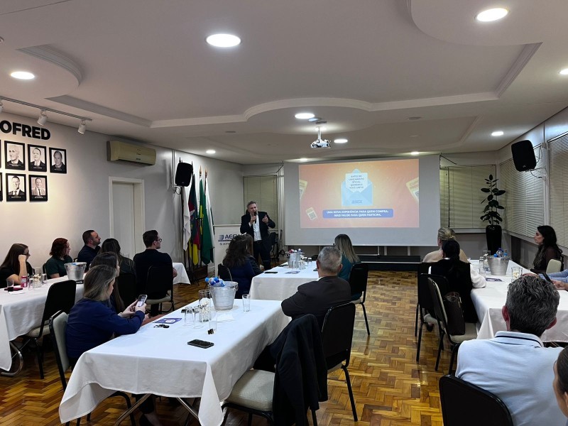 Cotrifred participa do jantar de pré-lançamento da campanha Show de Prêmios