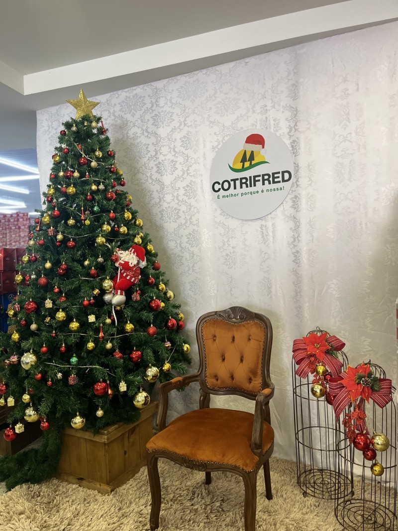 Cotrifred prepara unidades para receber associados e clientes neste natal
