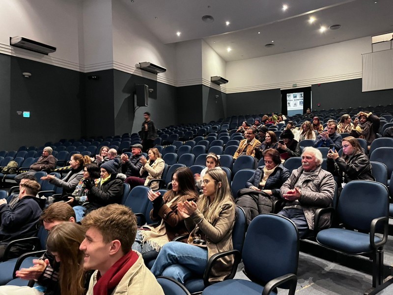 Cotrifred prestigia abertura do 12º Festival Atena e reforça apoio à cultura regional