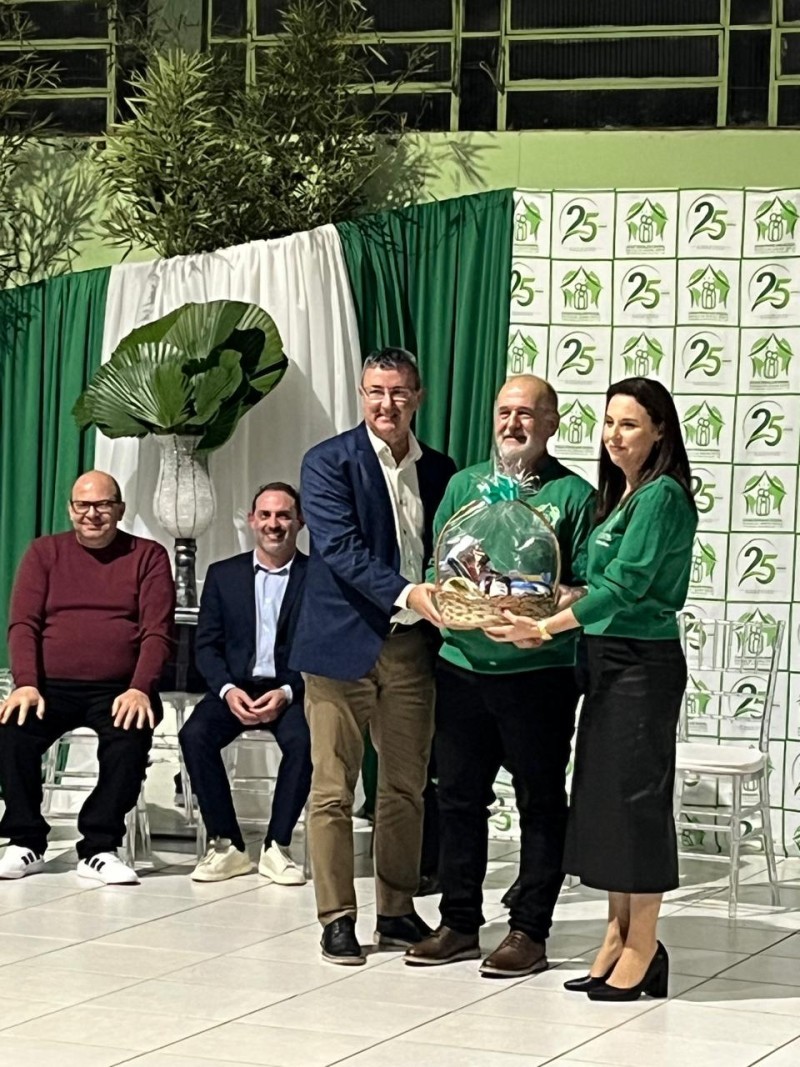 Cotrifred prestigia celebração dos 25 anos da Casa Familiar Rural de Frederico Westphalen
