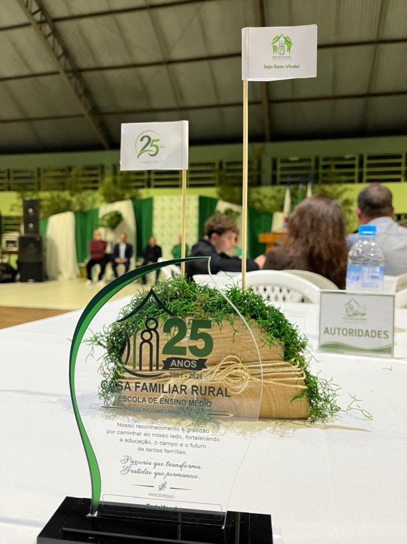 Cotrifred prestigia celebração dos 25 anos da Casa Familiar Rural de Frederico Westphalen