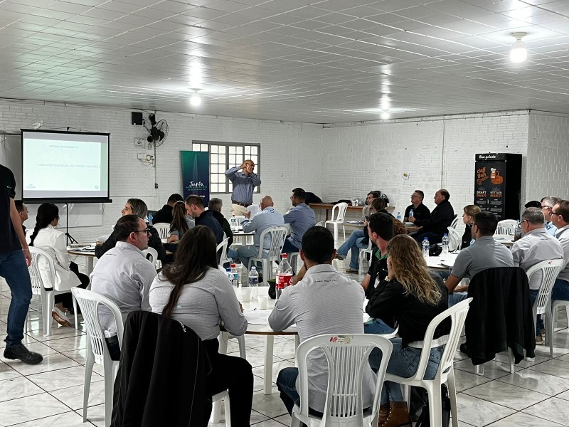 Cotrifred promove 2º encontro do projeto Lidera Cotri para fortalecer a cultura de liderança na cooperativa