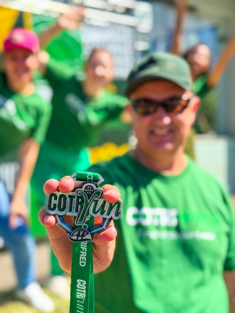 Cotrifred promove corrida de revezamento para celebrar seus 69 anos