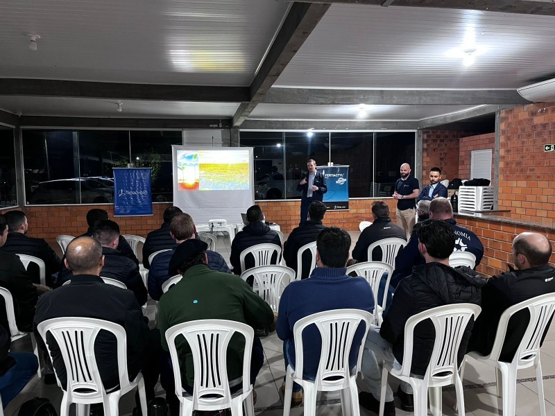 Cotrifred promove treinamento técnico em parceria com a Timac Agro para apresentar portfólio 2026