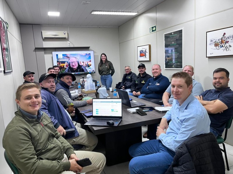 Cotrifred promove treinamento técnico sobre portfólio de fertilizantes da Mosaic