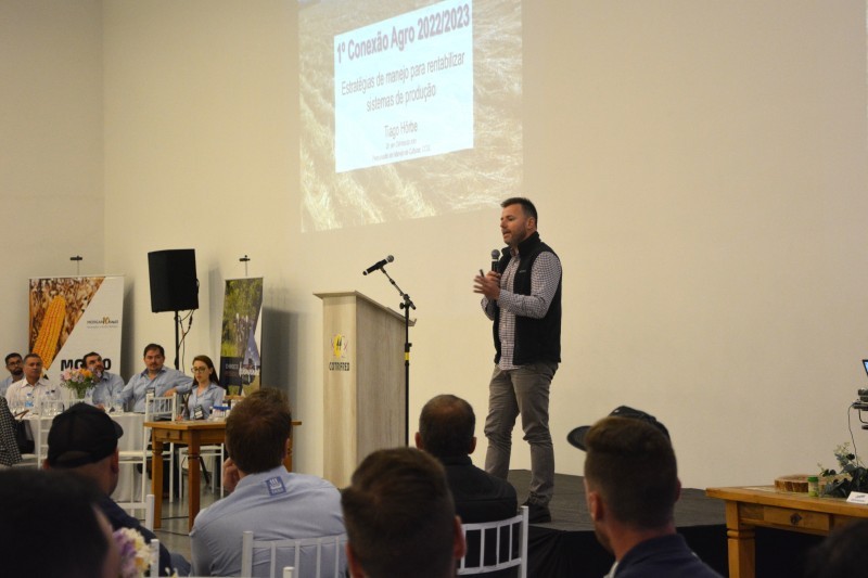 Cotrifred realiza 1ª Conexão Agro 2022/2023