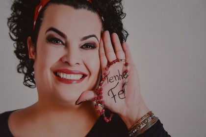 Cotrifred realiza ação de Combate e Prevenção ao Câncer de Mama para Colaboradoras