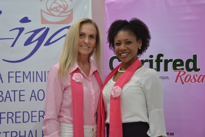 Cotrifred realiza ação de Combate e Prevenção ao Câncer de Mama para Colaboradoras