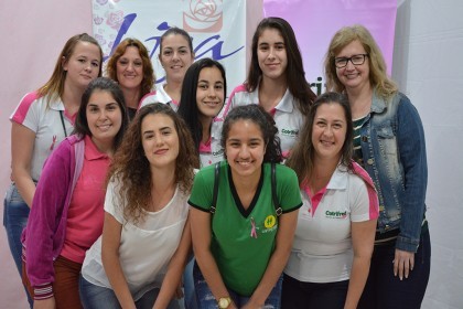 Cotrifred realiza ação de Combate e Prevenção ao Câncer de Mama para Colaboradoras