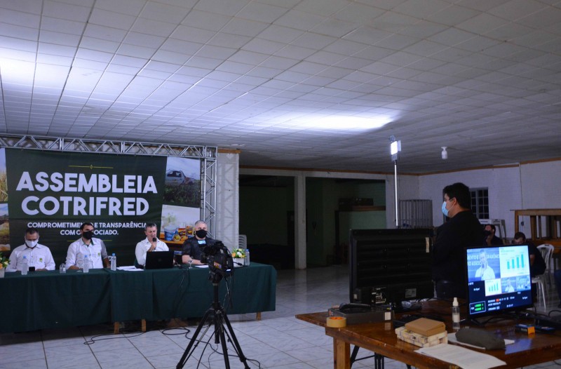 Cotrifred realiza Assembleia digital