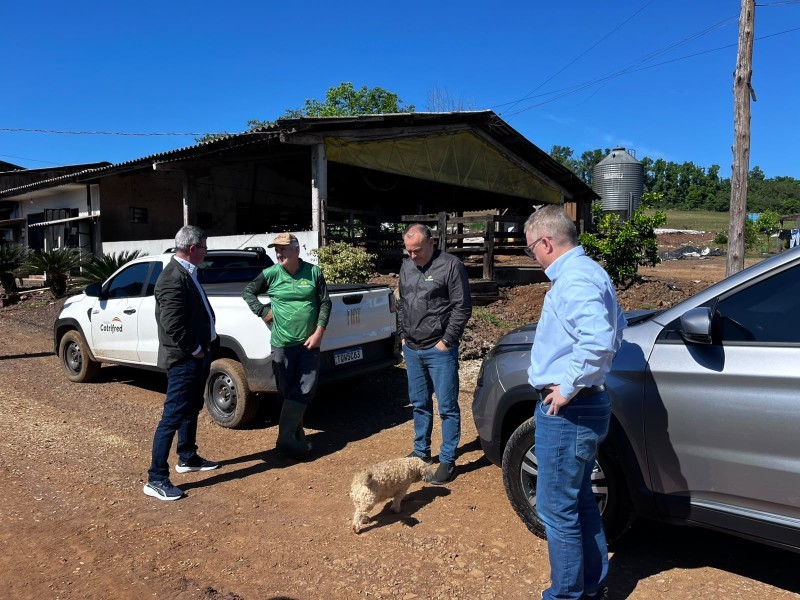 Cotrifred realiza entrega de participação nos resultados à família associada de Pinheirinho do Vale