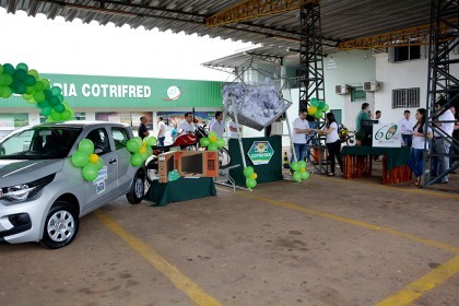 COTRIFRED realiza sorteio da Campanha Super Aniversário Premiado