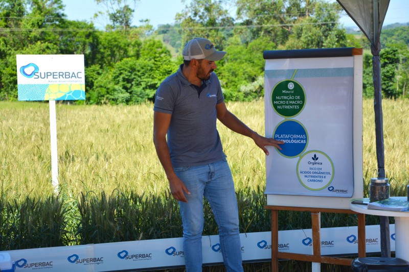 Cotrifred realiza Tarde de Campo