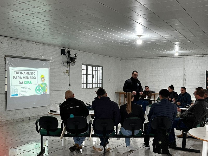 Cotrifred realiza treinamento para os integrantes da CIPA