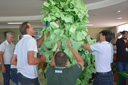 Cotrifred realiza último sorteio da campanha Cotri Prêmios