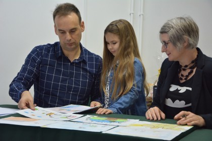 Cotrifred realizada concurso de desenho