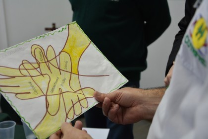 Cotrifred realizada concurso de desenho