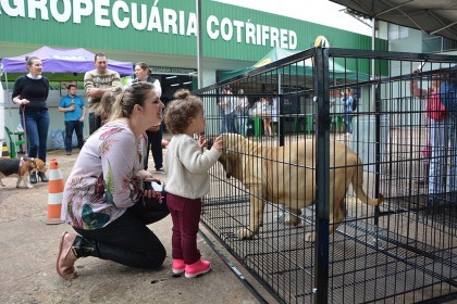 Cotrifred realizou Sábado Pet