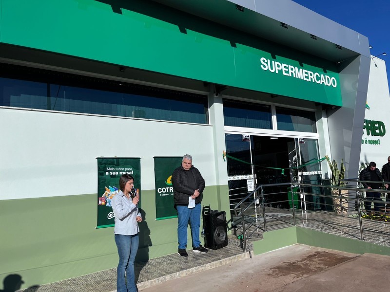 Cotrifred reinaugura nova unidade de Supermercado e Loja Agropecuária em Vista Alegre