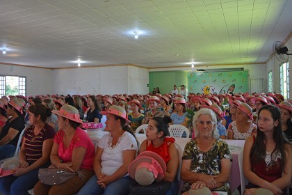 Cotrifred reúne associadas para lançamento de projeto