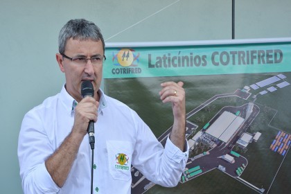 Cotrifred reúne associadas para lançamento de projeto