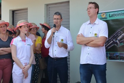 Cotrifred reúne associadas para lançamento de projeto