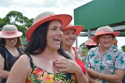 Cotrifred reúne associadas para lançamento de projeto