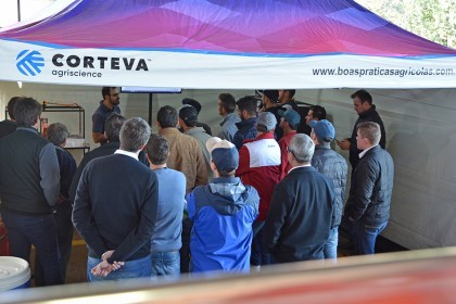 Cotrifred traz a Frederico Westphalen  caminhão de Expedição Agricultura para a Vida