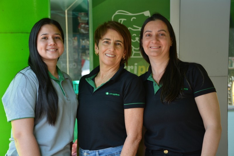 Cotripet realiza mais uma edição de sucesso do Sábado PET