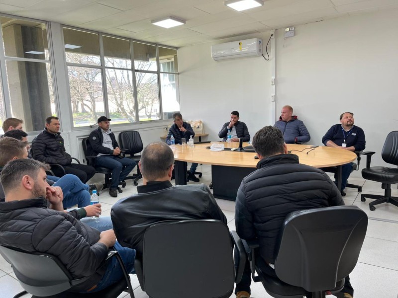 Departamento Técnico da Cotrifred realiza visita à parceiras comerciais em Rio Grande