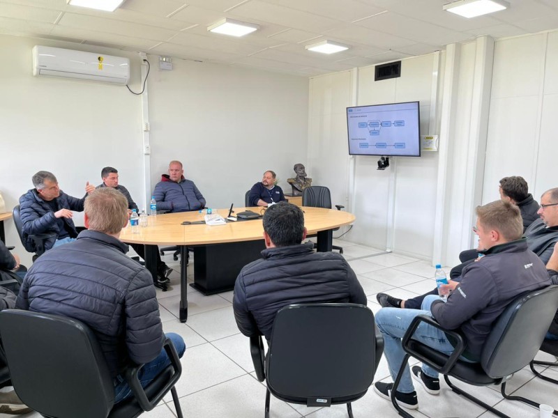 Departamento Técnico da Cotrifred realiza visita à parceiras comerciais em Rio Grande