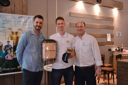 Desafio Colher Mais TIMAC Agro premia associado da Cotrifred